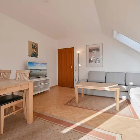 Jourdan - Nr 32 - Strandhotel Lägenhet *